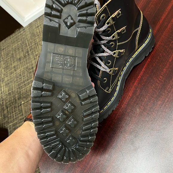 NWT. Doc Martens. Men size 12 boots. Authentic. - Picture 3 of 6